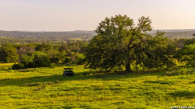 552+/- ACRES Robinson Rd Johnson City, TX 78636