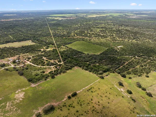 532 COUNTY ROAD 3401 Hondo, TX 78861