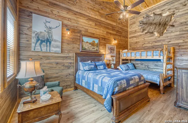 2242 Patterson Creek Rd Leakey, TX 78873