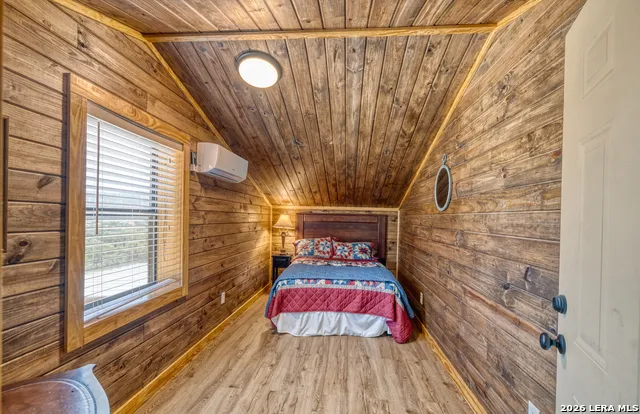 2242 Patterson Creek Rd Leakey, TX 78873
