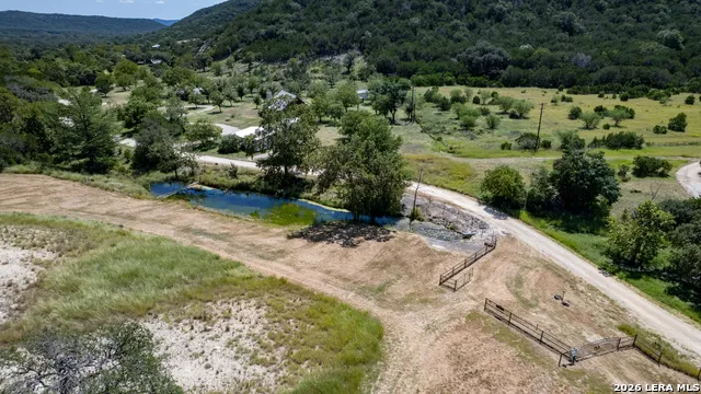 2242 Patterson Creek Rd Leakey, TX 78873