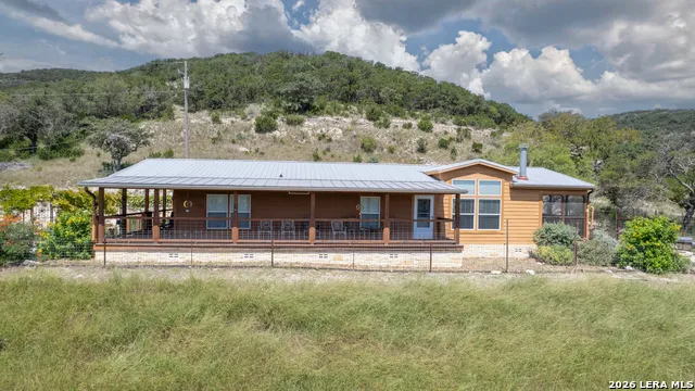 2242 Patterson Creek Rd Leakey, TX 78873