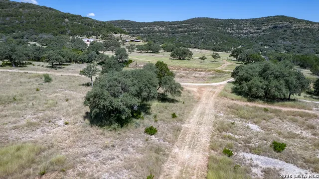 2242 Patterson Creek Rd Leakey, TX 78873