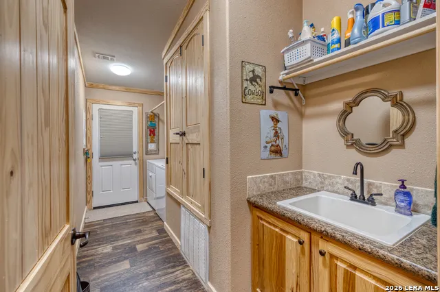 2242 Patterson Creek Rd Leakey, TX 78873