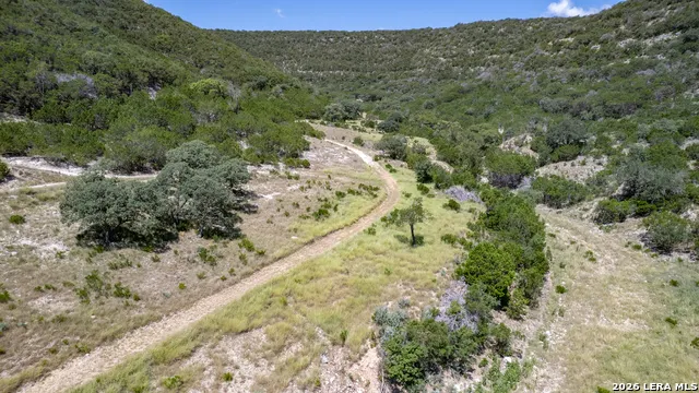 2242 Patterson Creek Rd Leakey, TX 78873
