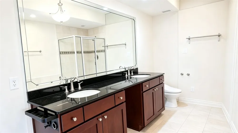 3411 Clearview Circle Houston, TX 77025
