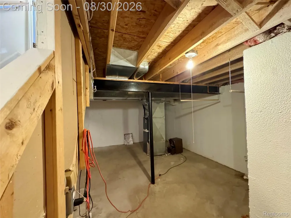 3621 Weeburn Ann Arbor City, MI 48108