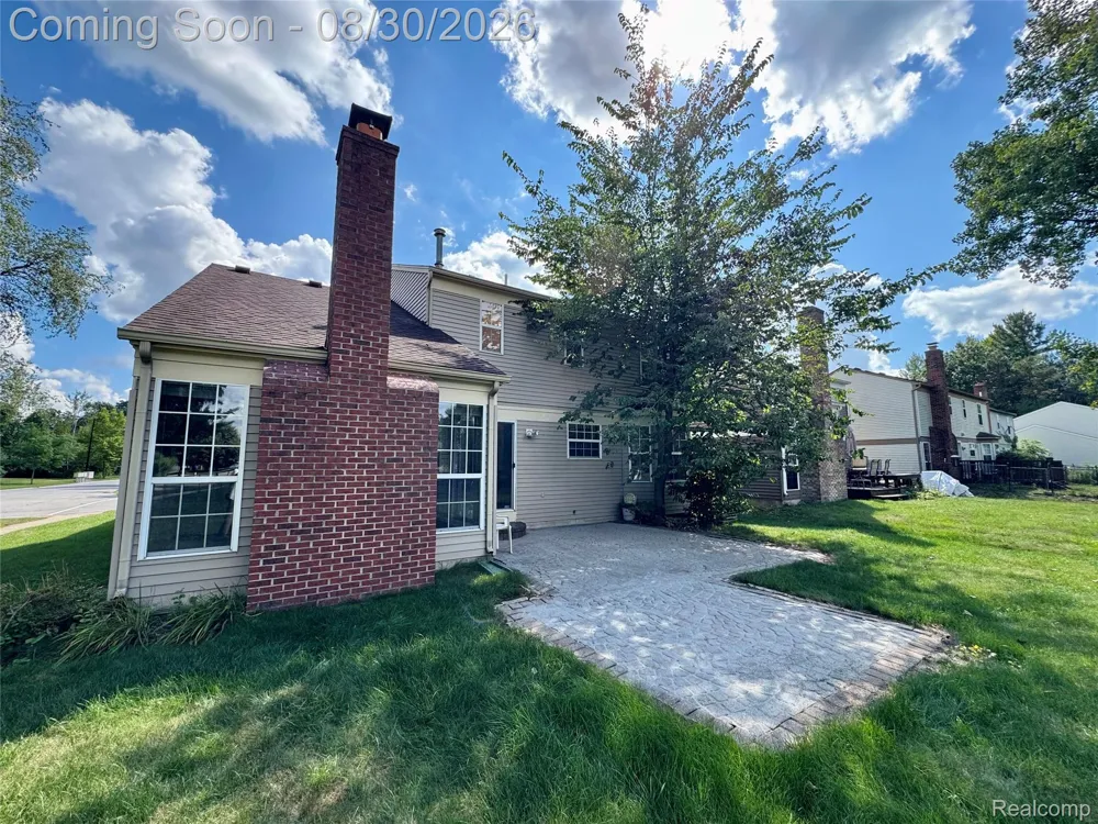 3621 Weeburn Ann Arbor City, MI 48108