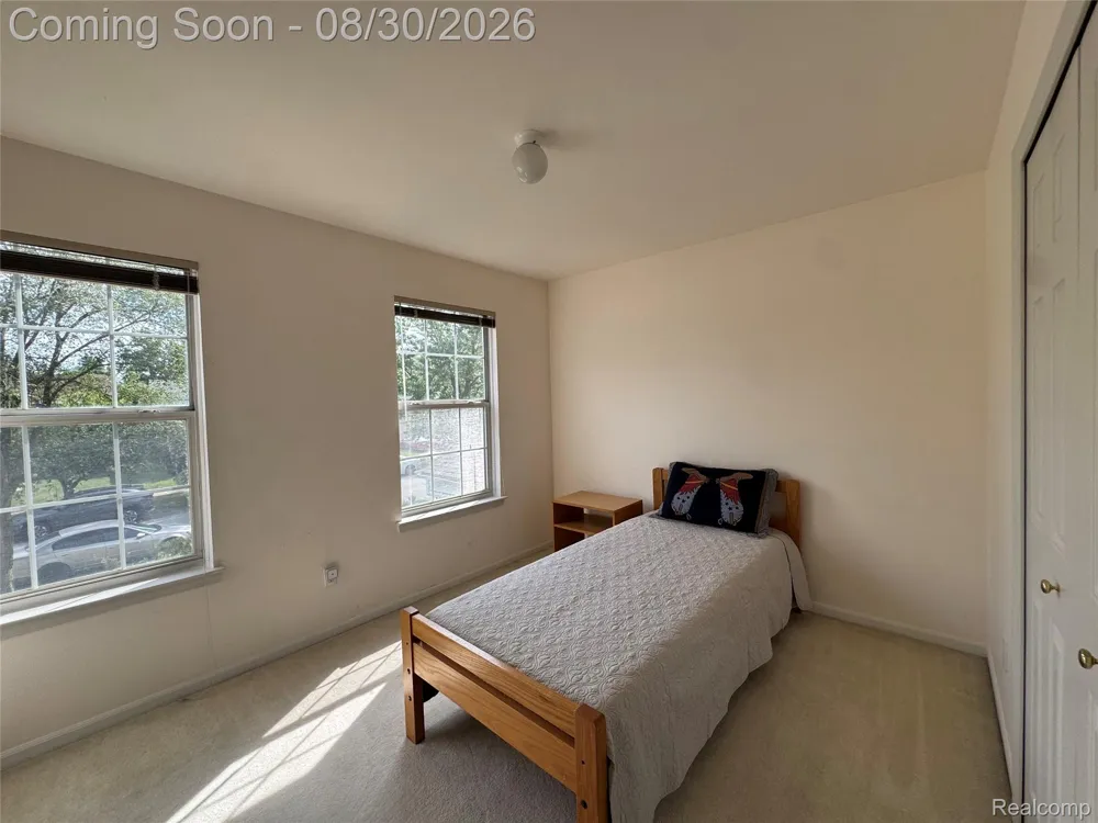 3621 Weeburn Ann Arbor City, MI 48108