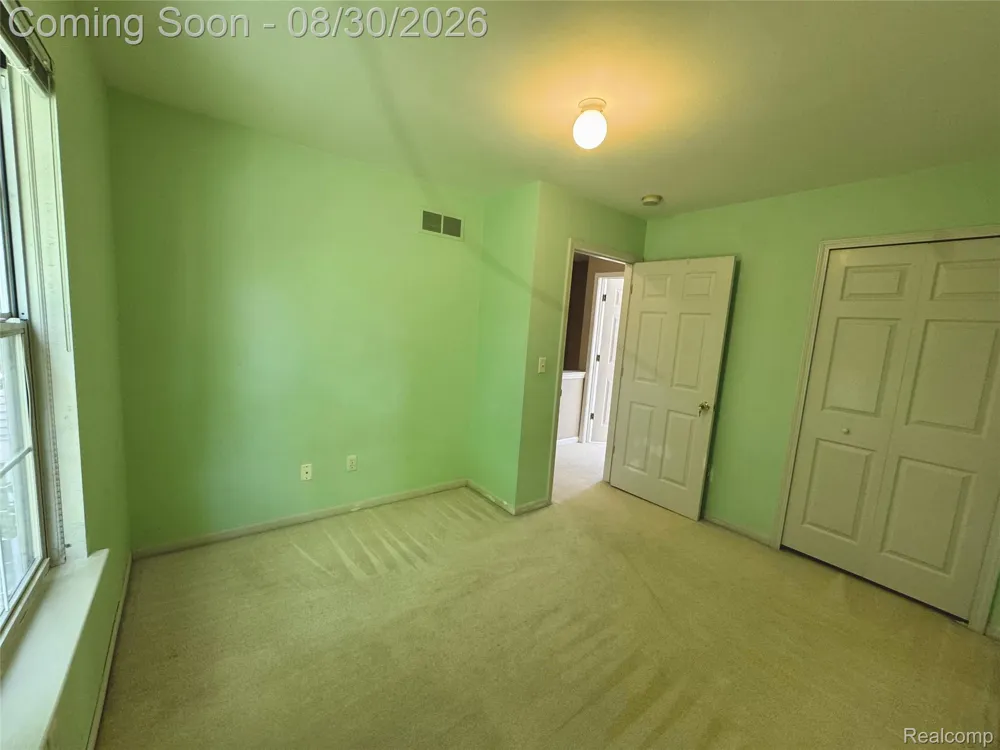 3621 Weeburn Ann Arbor City, MI 48108