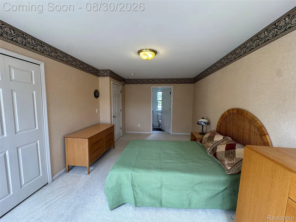 3621 Weeburn Ann Arbor City, MI 48108