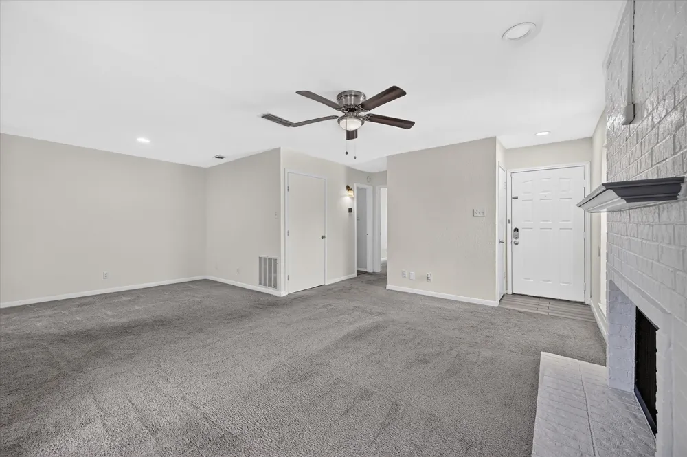 1204 Harwell Drive #2110 Arlington, TX 76011