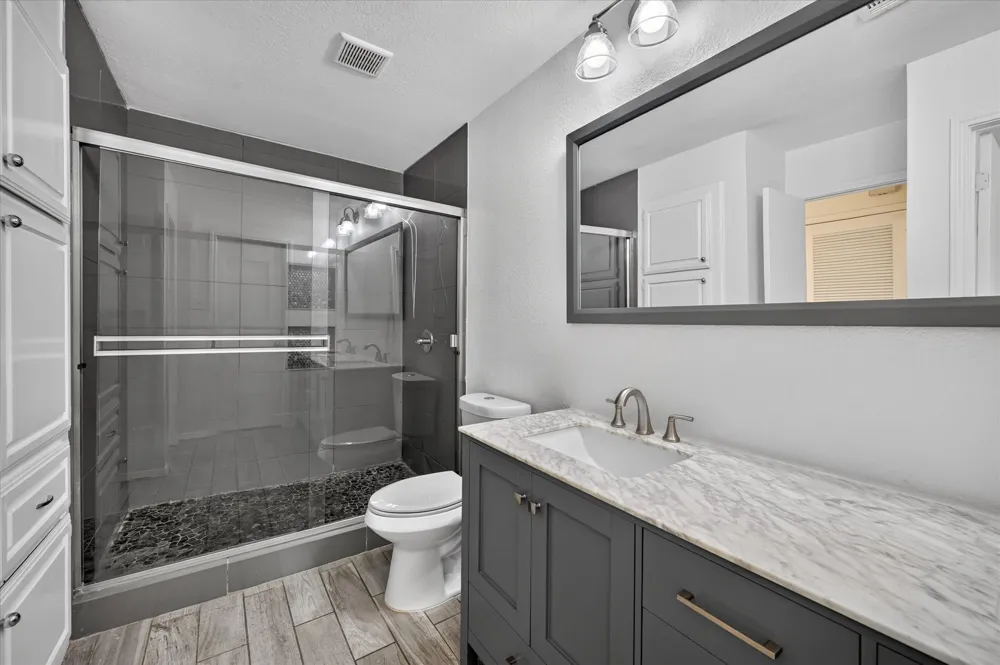 1204 Harwell Drive #2110 Arlington, TX 76011
