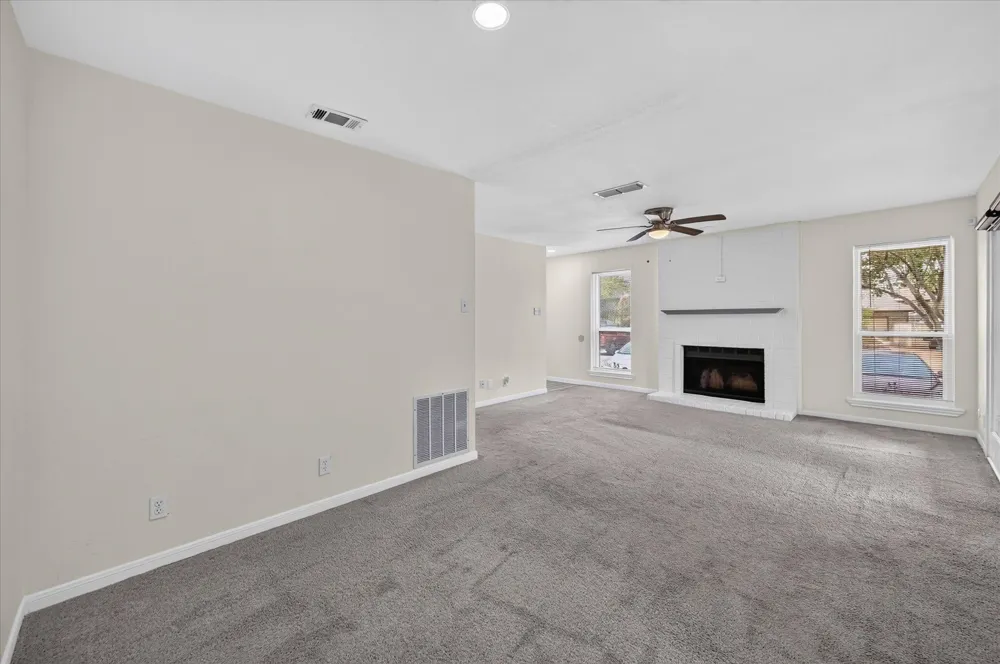 1204 Harwell Drive #2110 Arlington, TX 76011