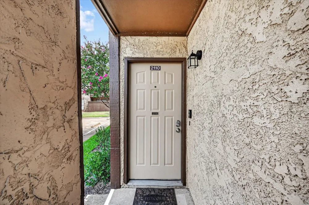 1204 Harwell Drive #2110 Arlington, TX 76011