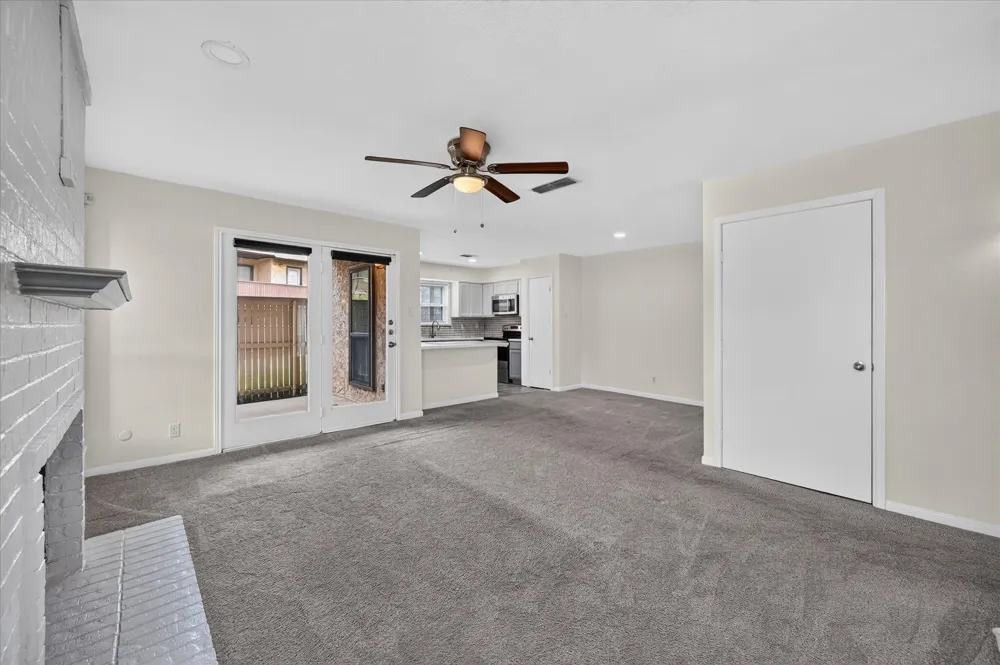 1204 Harwell Drive #2110 Arlington, TX 76011