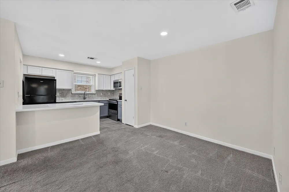 1204 Harwell Drive #2110 Arlington, TX 76011