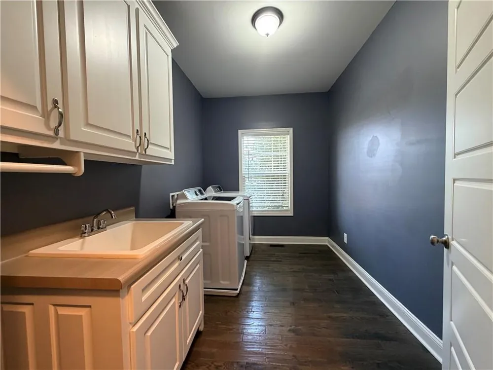 7055 Bannister Road Cumming, GA 30028