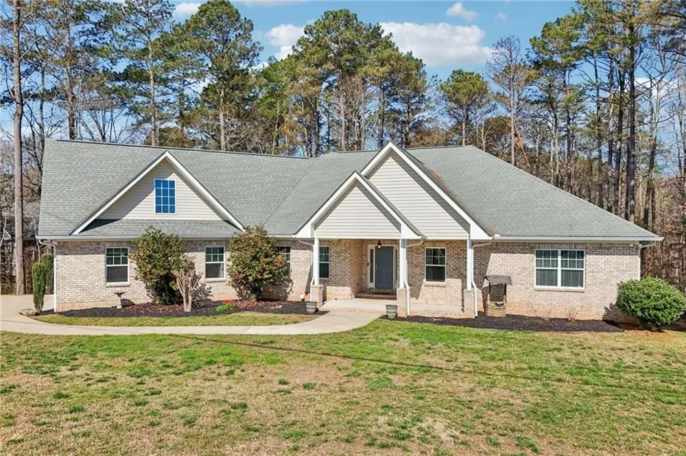 7055 Bannister Road Cumming, GA 30028