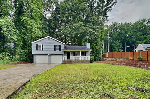 5104 Dogwood Hills Drive