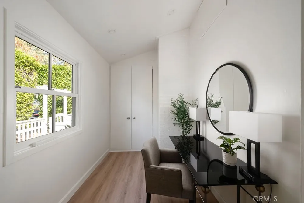 465 Monterey Laguna Beach, CA 92651
