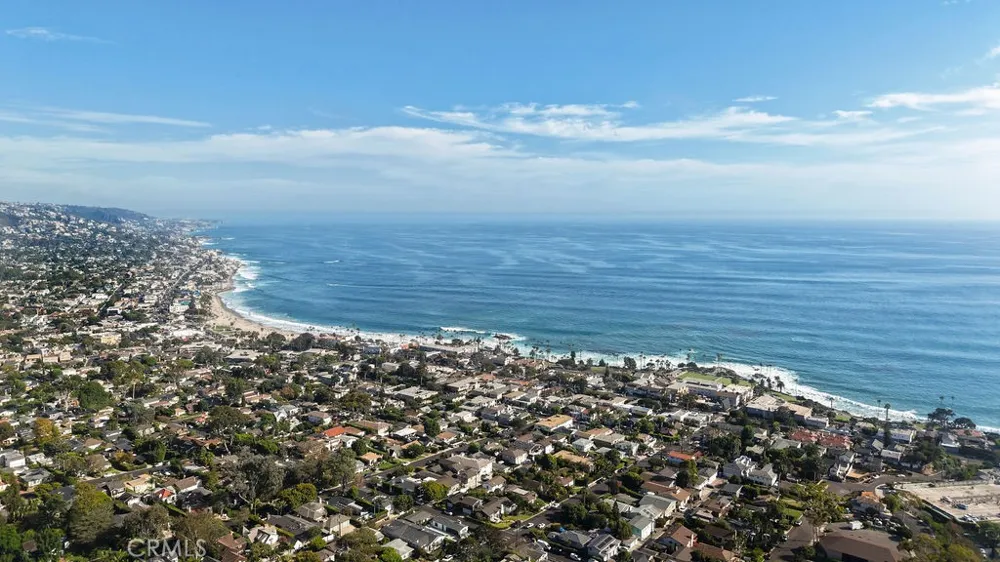 465 Monterey Laguna Beach, CA 92651
