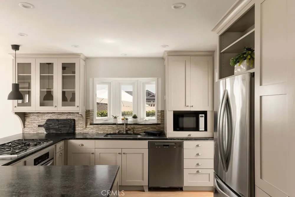 465 Monterey Laguna Beach, CA 92651