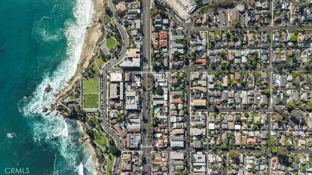 465 Monterey Laguna Beach, CA 92651