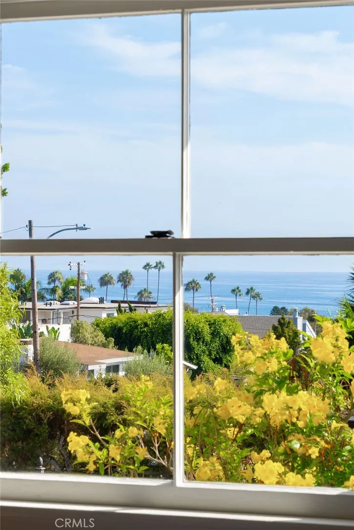 465 Monterey Laguna Beach, CA 92651