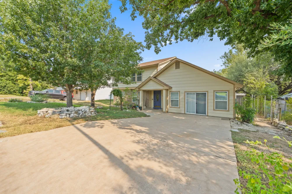 8308 Hanbridge Lane Austin, TX 78736