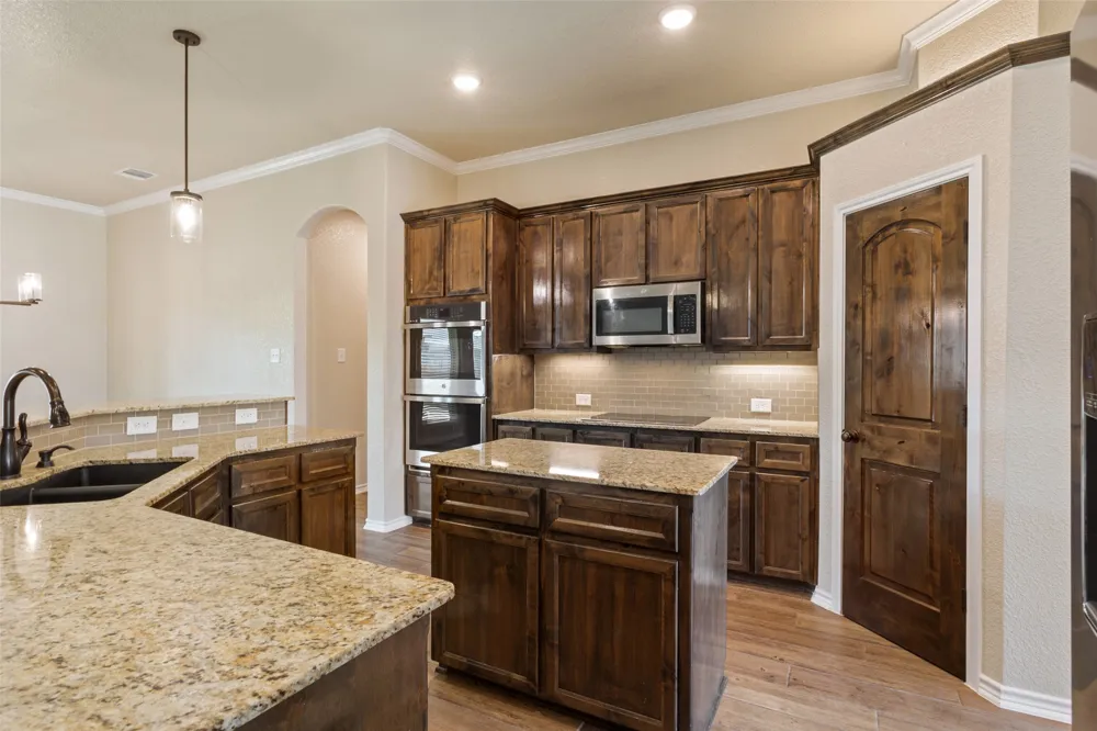 7601 Silicon Drive Killeen, TX 76542