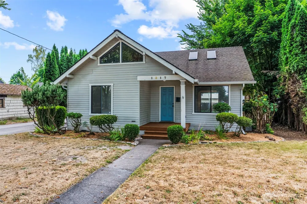 1817 Nichols Boulevard Longview, WA 98632
