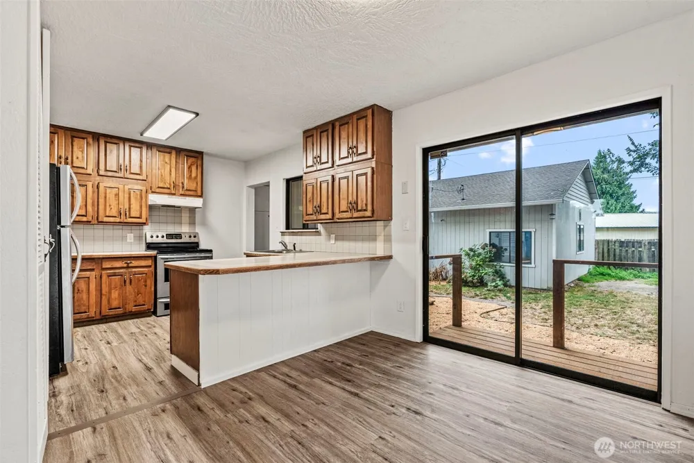 1817 Nichols Boulevard Longview, WA 98632