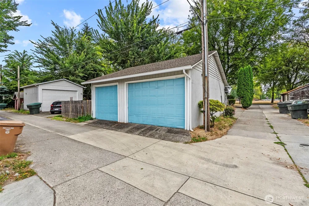 1817 Nichols Boulevard Longview, WA 98632