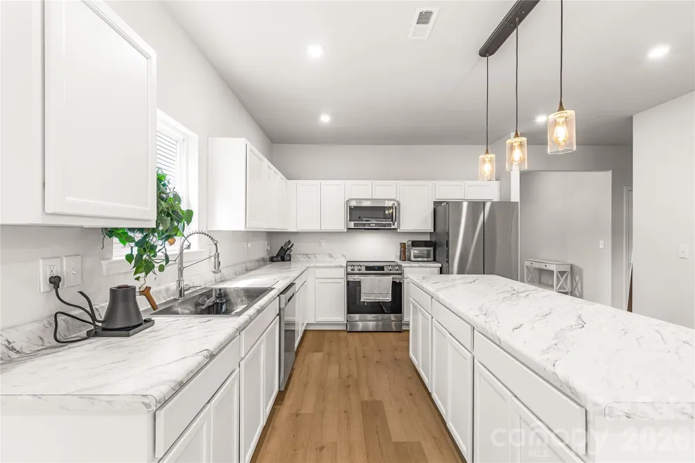9022 Evercrisp Lane Charlotte, NC 28215