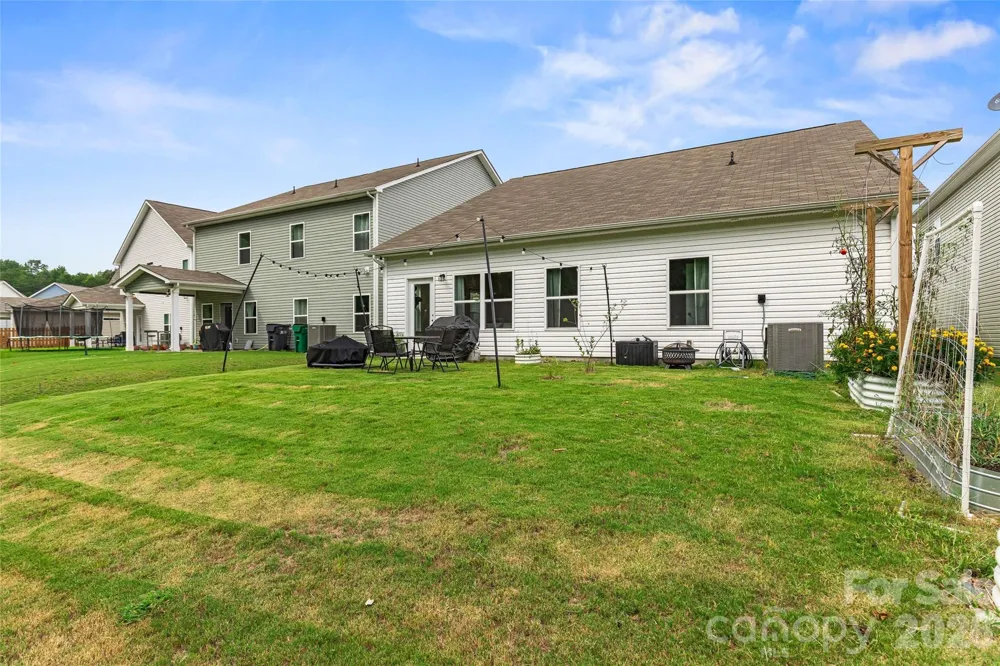 9022 Evercrisp Lane Charlotte, NC 28215