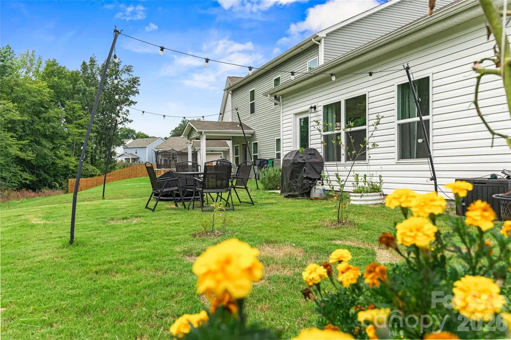 9022 Evercrisp Lane Charlotte, NC 28215