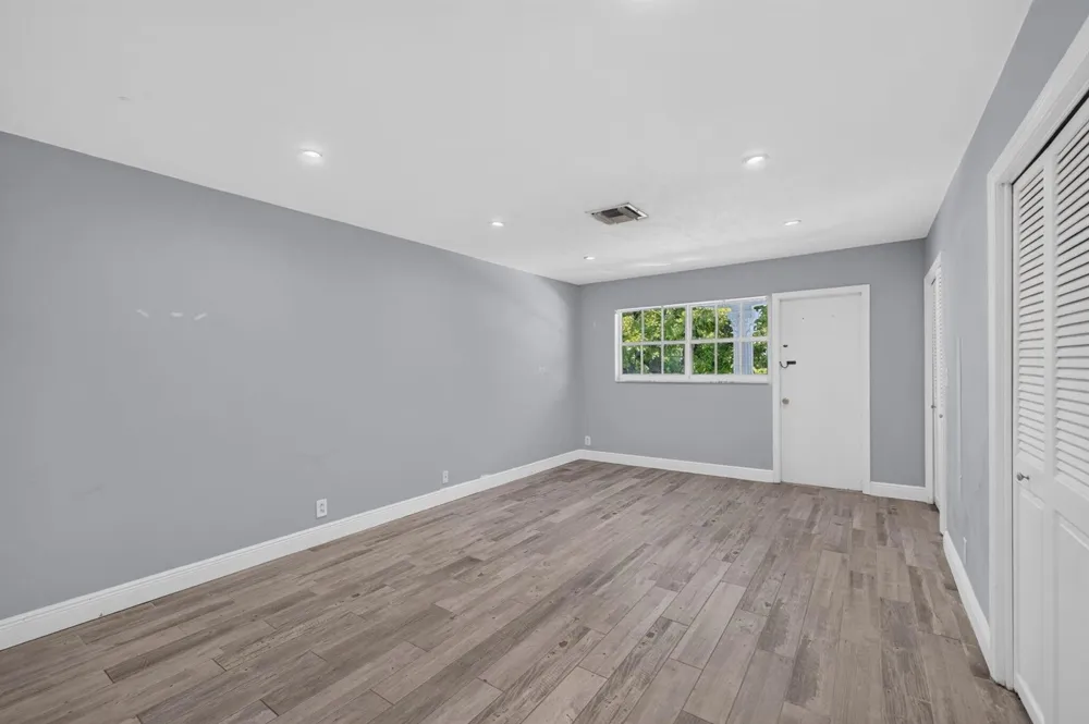 2820 NE 30th Street #9 Fort Lauderdale, FL 33306
