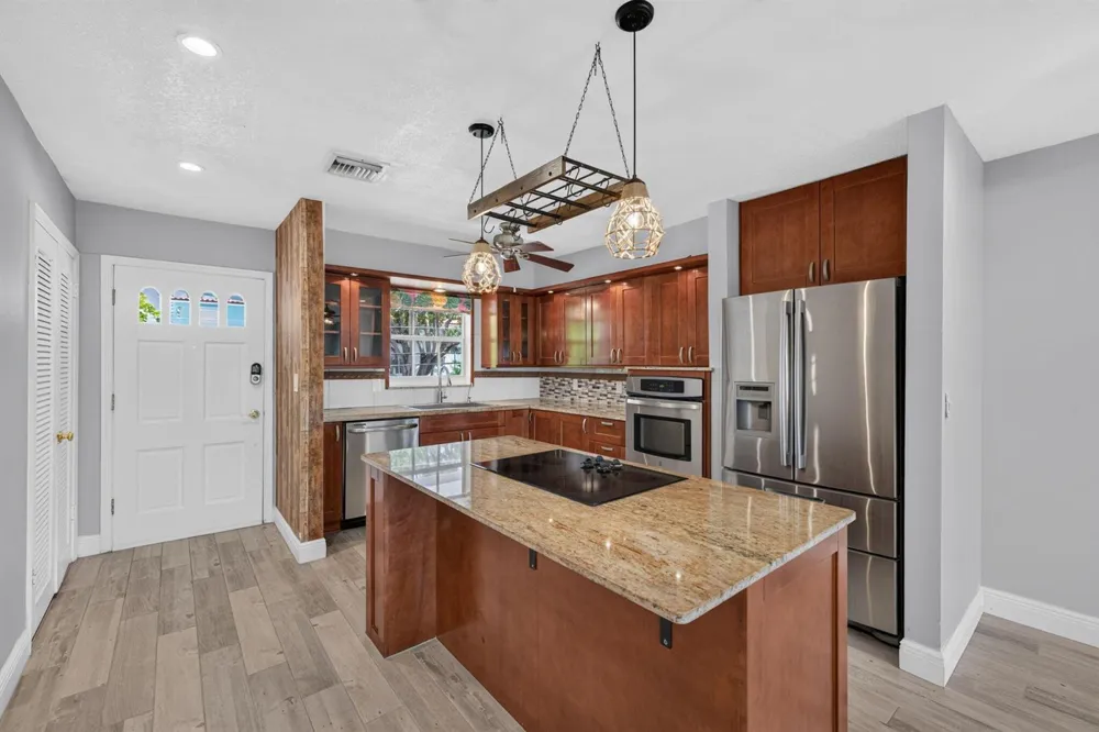 2820 NE 30th Street #9 Fort Lauderdale, FL 33306