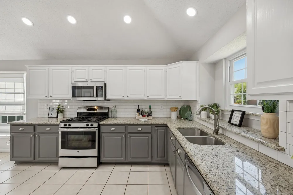 2722 Covington Drive Garland, TX 75040