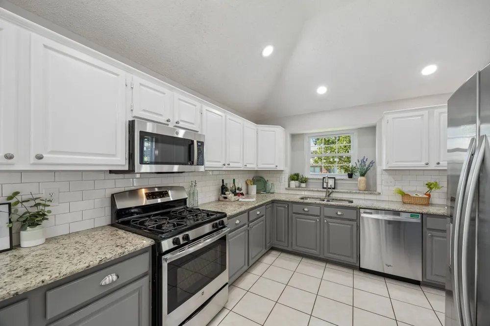 2722 Covington Drive Garland, TX 75040