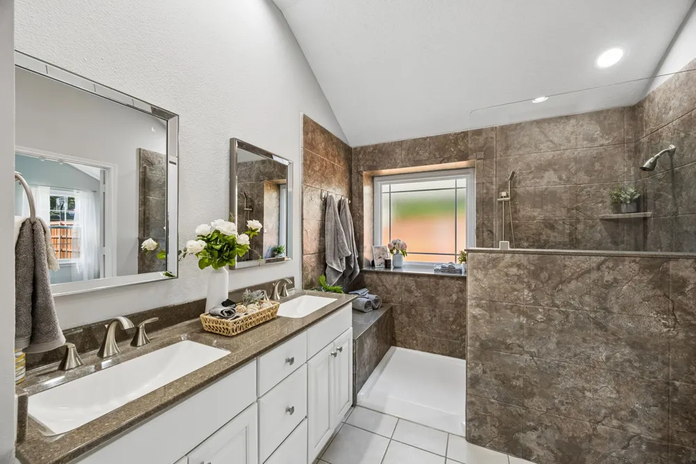 2722 Covington Drive Garland, TX 75040