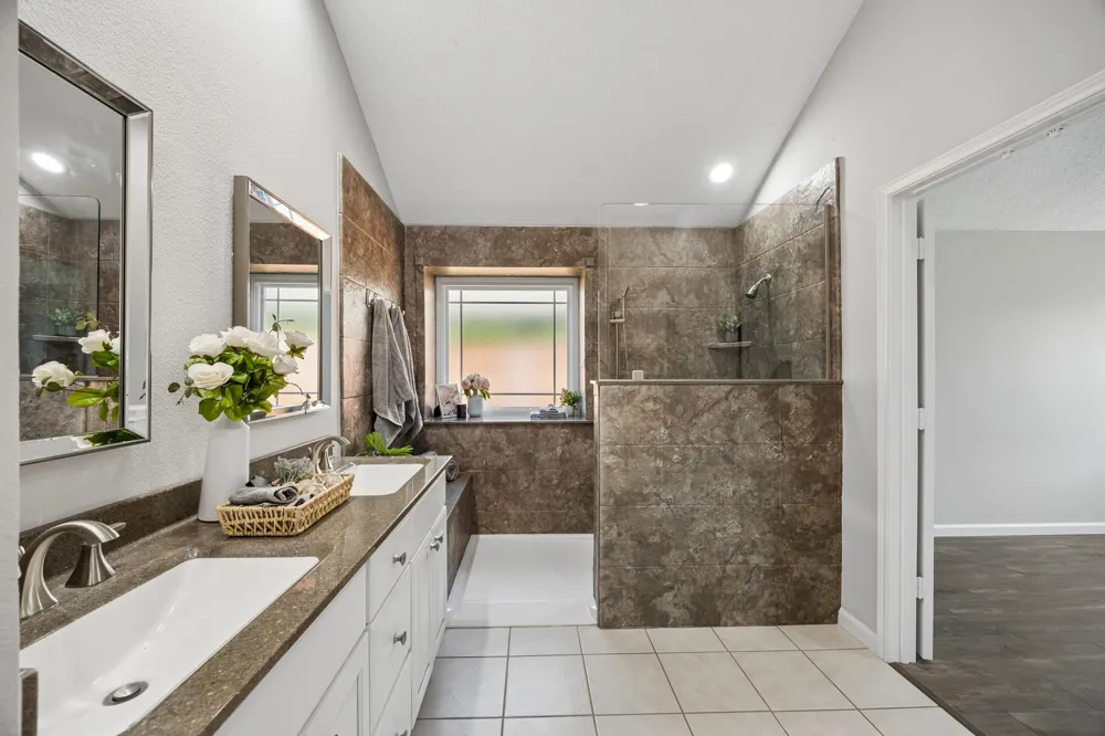 2722 Covington Drive Garland, TX 75040