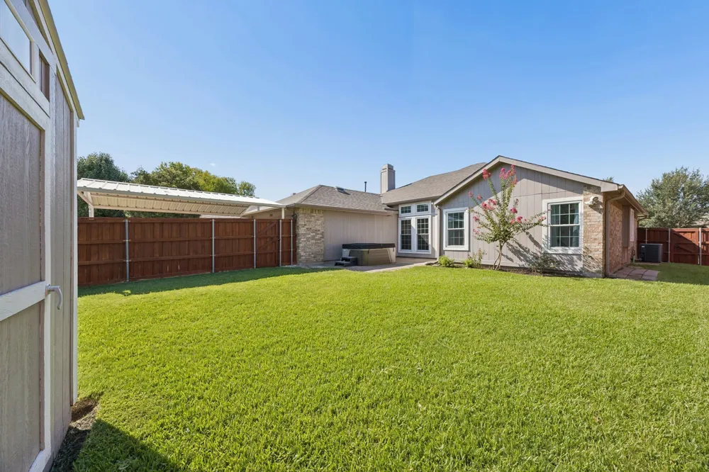 2722 Covington Drive Garland, TX 75040
