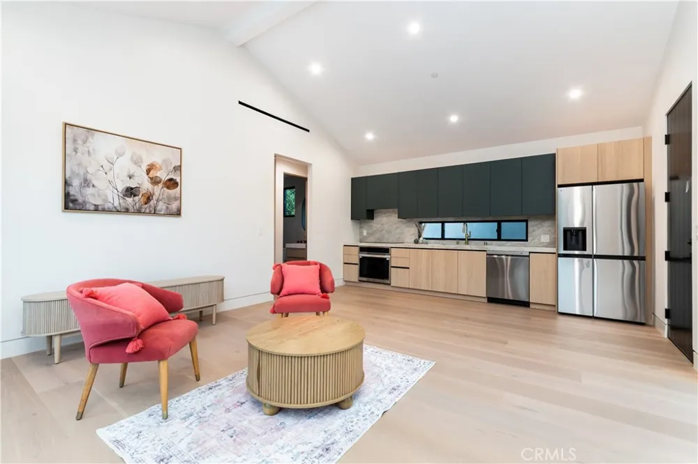 16749 Addison Street Encino, CA 91436