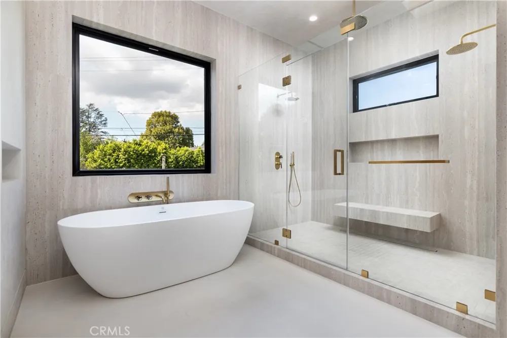 16749 Addison Street Encino, CA 91436