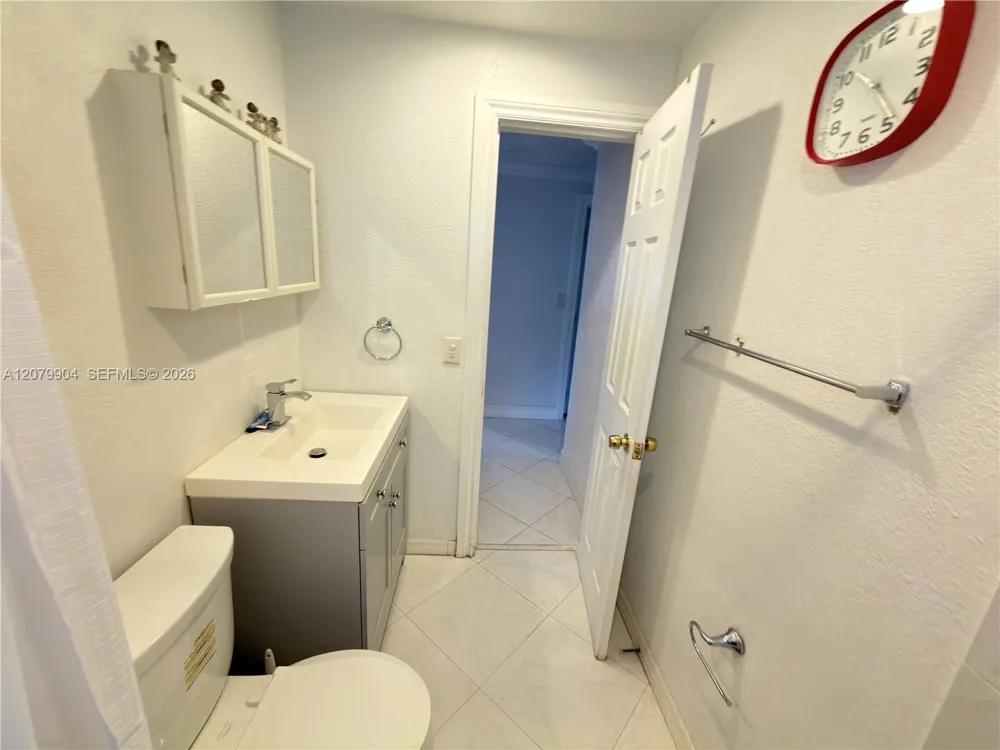 2998 NW 94th St #2998 Miami, FL 33147