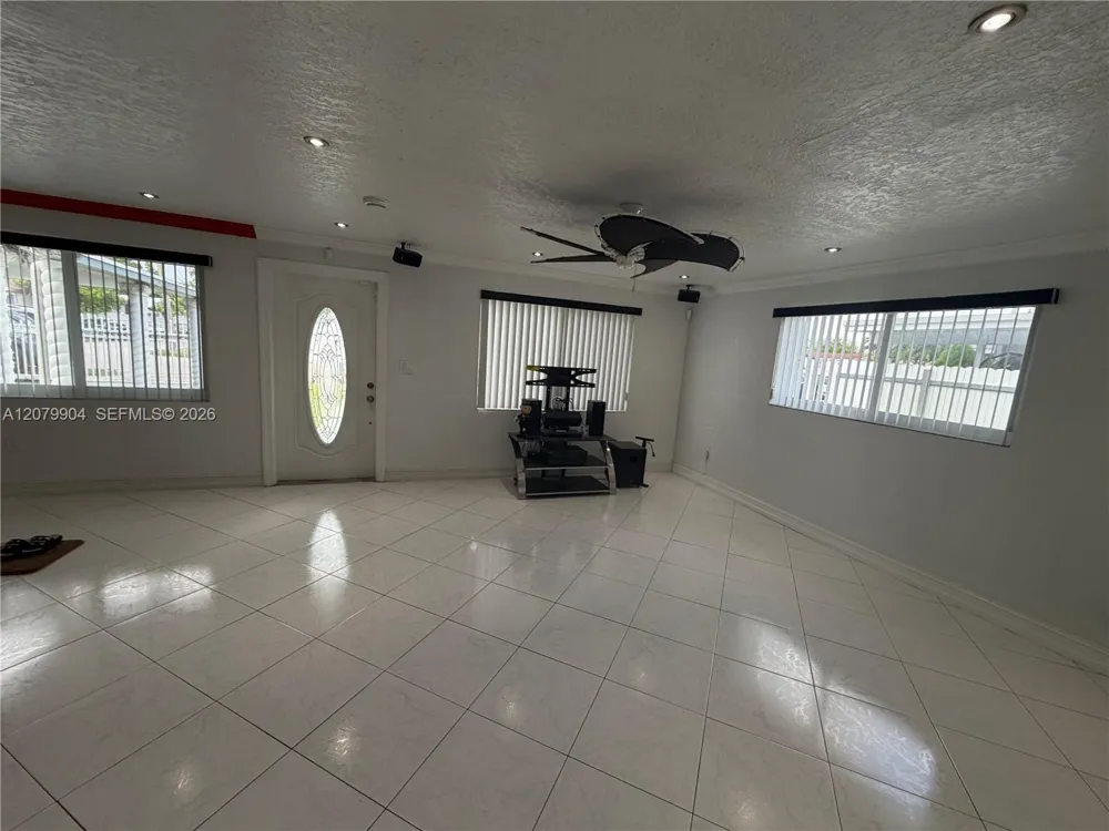 2998 NW 94th St #2998 Miami, FL 33147