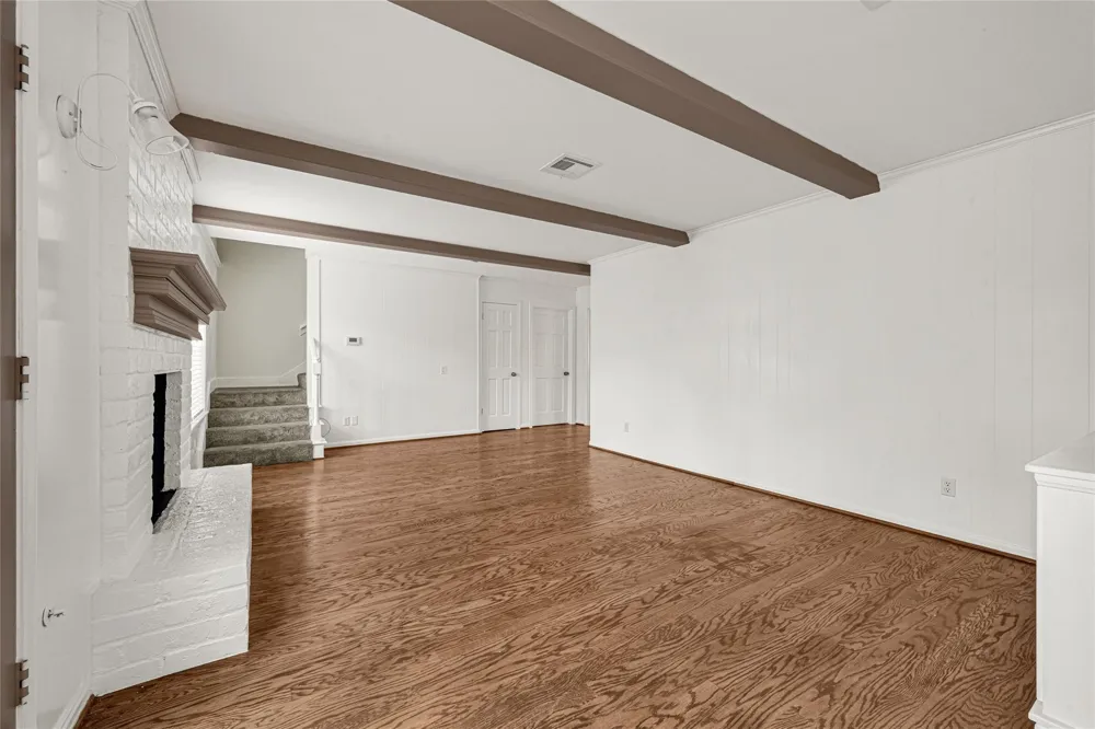 5702 Vestavia Drive Houston, TX 77069