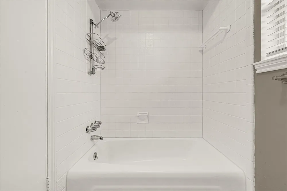 5702 Vestavia Drive Houston, TX 77069